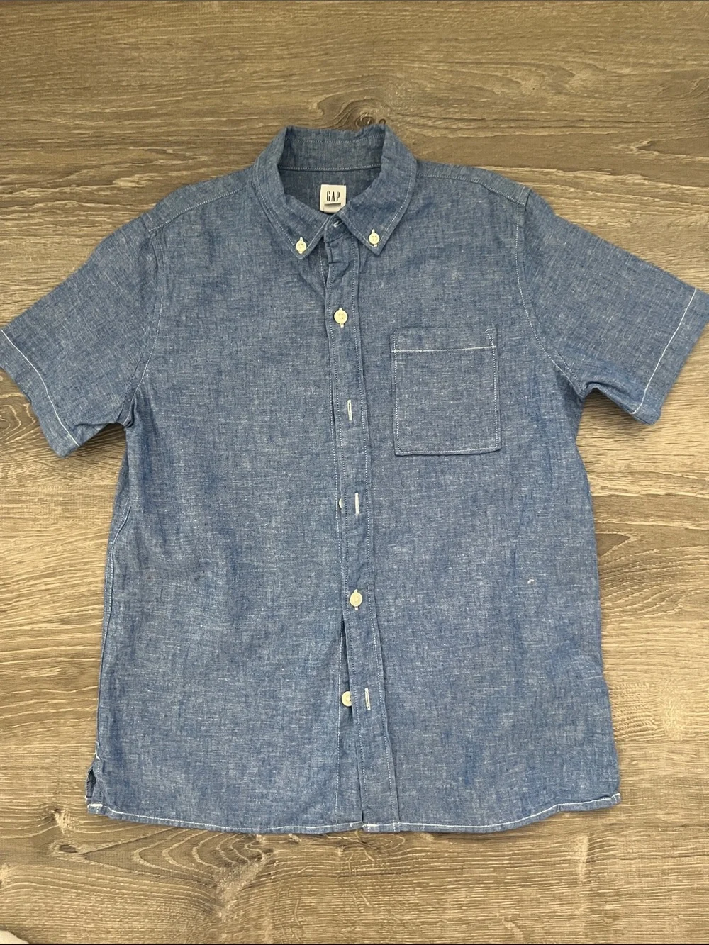 GAP Kids Short-Sleeve Button-Down Shirt in Chambray Blue